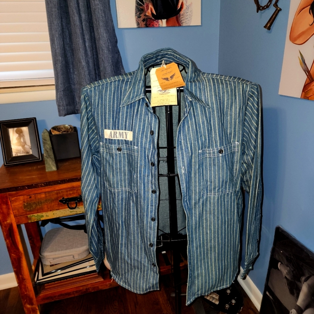 Denim railroad button down shirt large